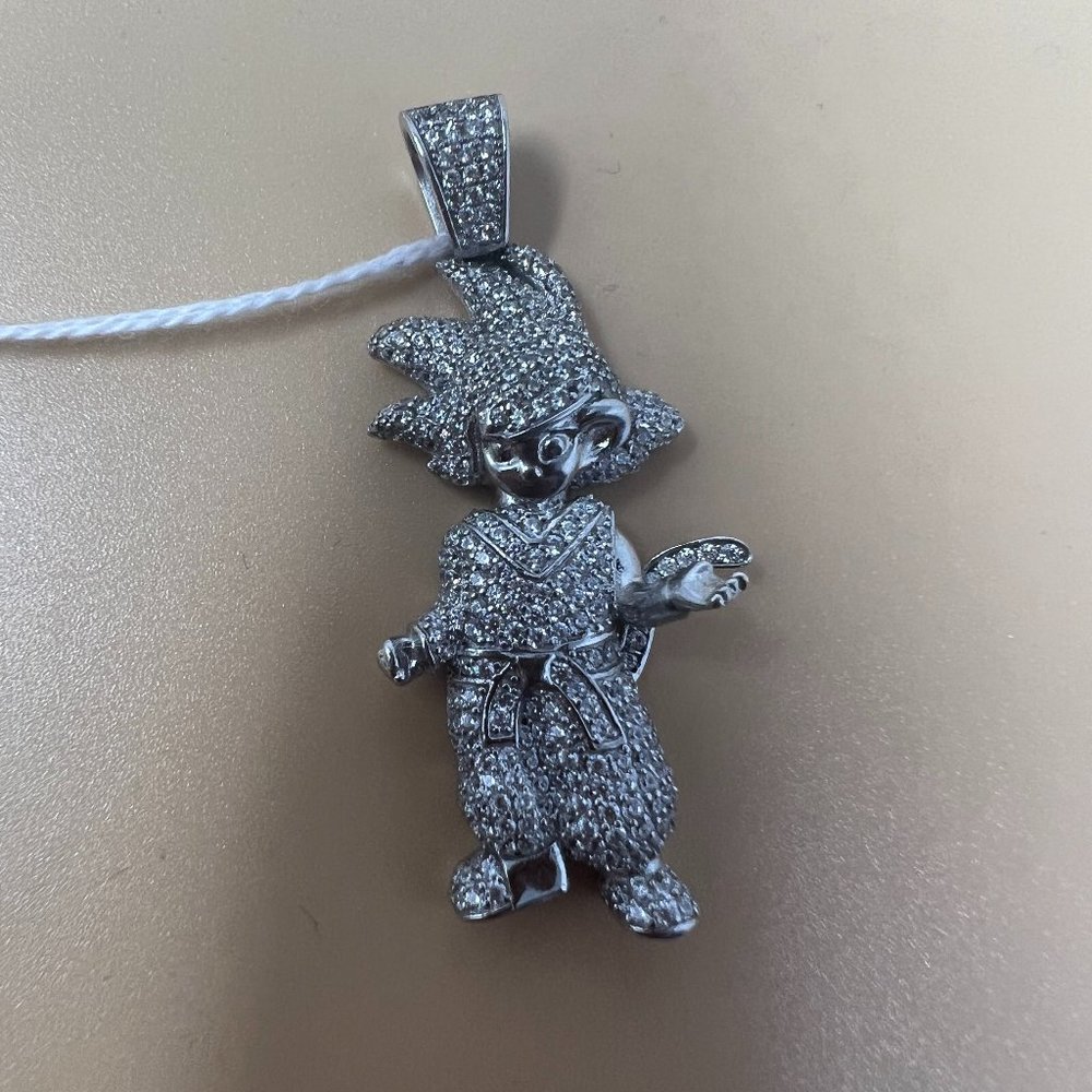 SILVER GOKU PENDANT W CLEAR STONES
